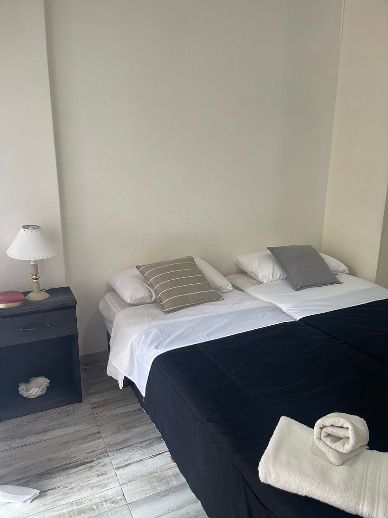 Apartamento Confortável com Varanda em Retiro
