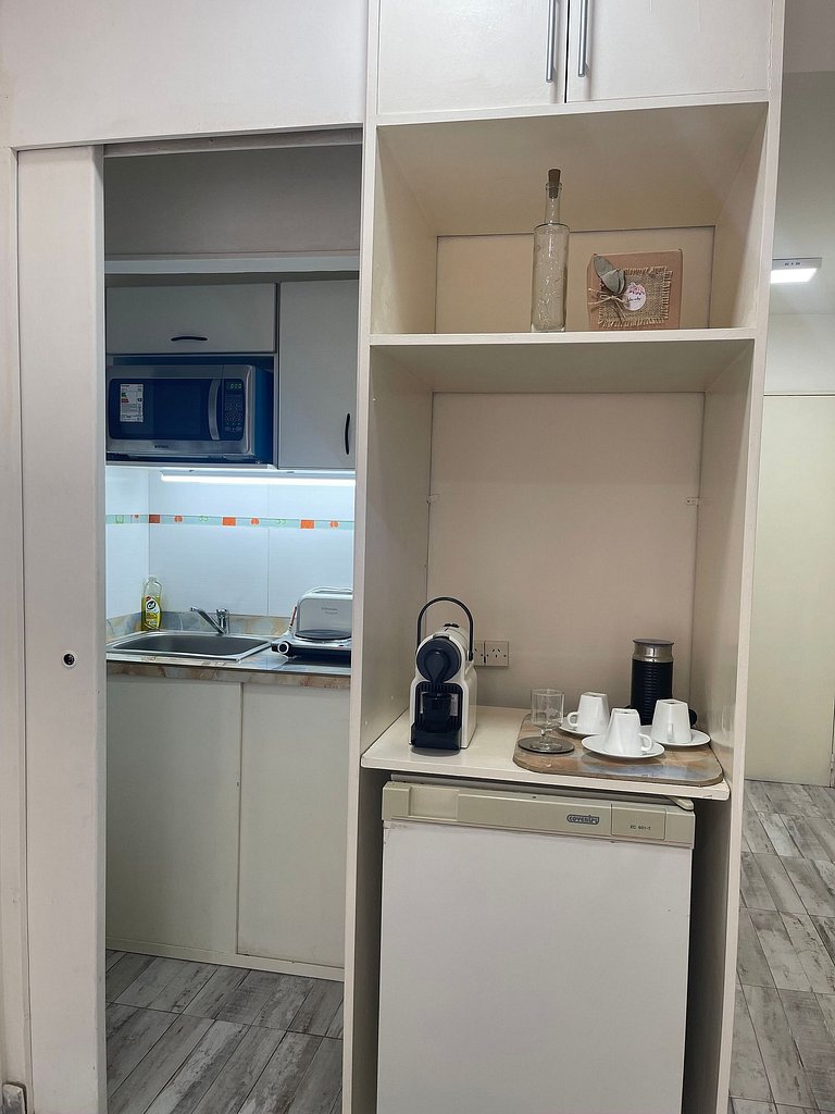 Apartamento Confortável com Varanda em Retiro