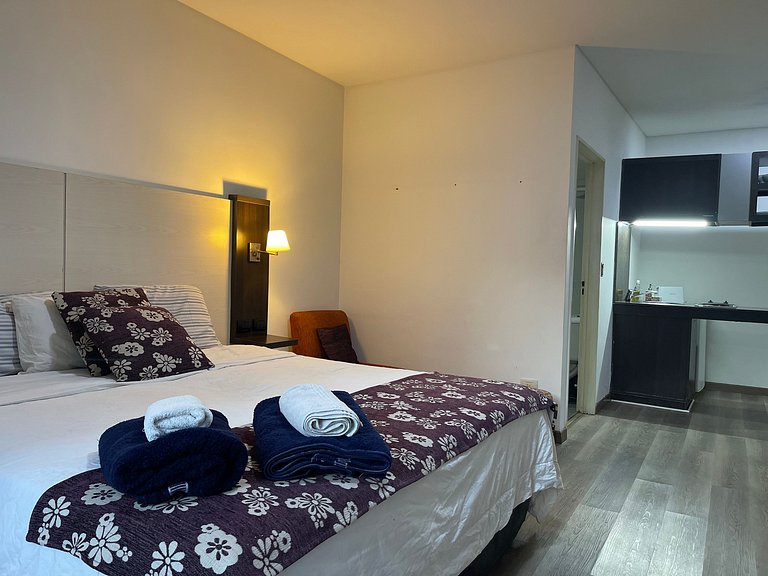 Apartamento com Varanda no Coração de Buenos Aires