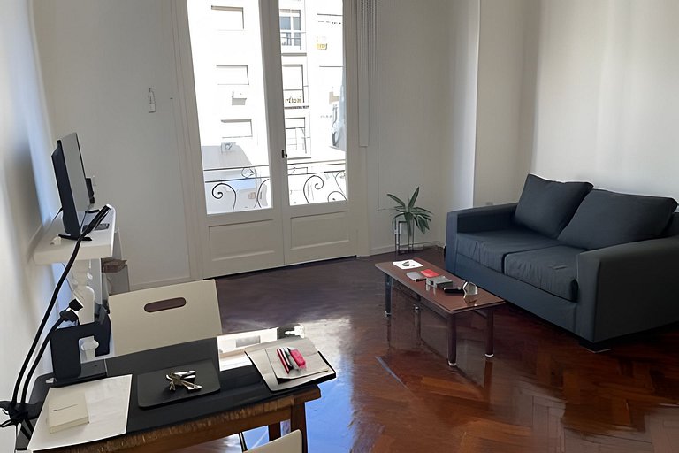 Apartamento Confortável e Seguro no Bairro Retiro